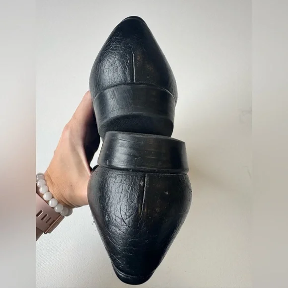 NWOT women’s size 9 Narrow black leather SAS with tripad comfort foot bed - Picture 3 of 3